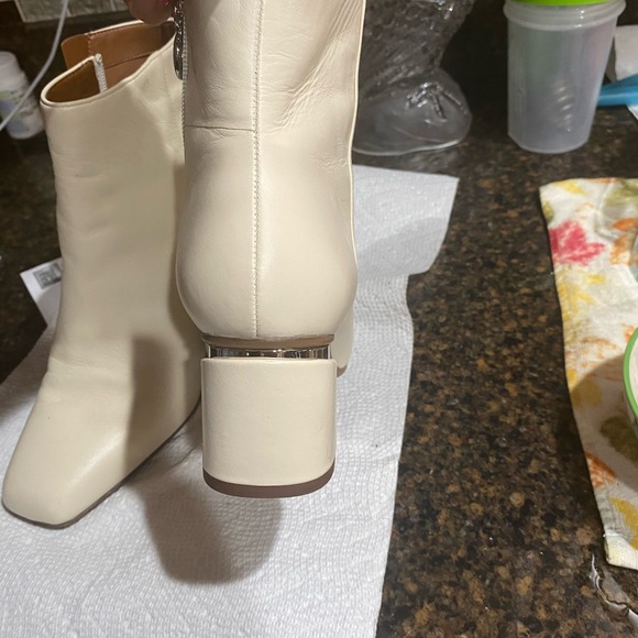 Franco Sarto L-Marquee Block Heel Bootie - Picture 10 of 12